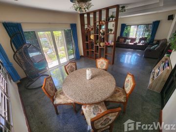 6 Bedroom House for sale at Ban Saifon 2