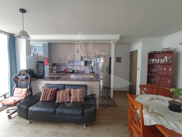Departamento con patio privado. La Concepción. Villa Alemana