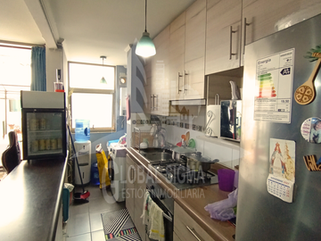 Departamento con patio privado. La Concepción. Villa Alemana