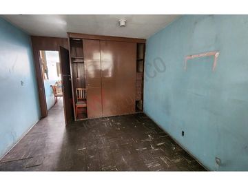 Edificio en venta Eje Central Lázaro Cárdenas  (con departamentos y locales)