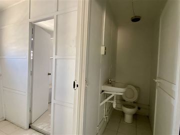Local Comercial en Venta en Mari´a del Pilar 3021