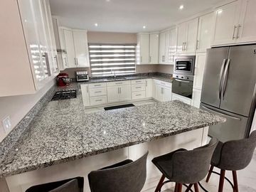 ¡Increíble Oportunidad! Casa en Venta Amueblada en Cíbolas del Mar, Ensenada
