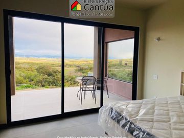 Casa Cactus en Venta – 3 Recámaras, Vista a Montañas en Valle de Guadalupe