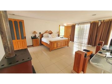 Venta casa 3D Sala de eventos, piscina en San Esteban