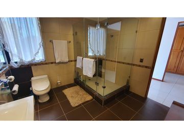 Venta casa 3D Sala de eventos, piscina en San Esteban