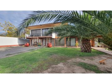 Venta casa 3D Sala de eventos, piscina en San Esteban