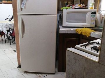Casa en VENTA de una Planta, 2 Recamaras y 2 baños, Cochera Techada, Prados del Sur, Culiacán