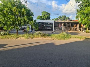 Casa en VENTA de una Planta, 2 Recamaras y 2 baños, Cochera Techada, Prados del Sur, Culiacán