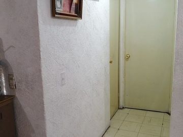 Casa en VENTA de una Planta, 2 Recamaras y 2 baños, Cochera Techada, Prados del Sur, Culiacán