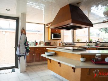 Casa en Venta en San  Bernabé en Jerónimo Lídice