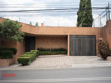 Casa en Venta en San  Bernabé en Jerónimo Lídice