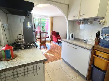 UF 3.790 Hermosa casa de un piso con 3D+2B Jardín en Maipú, Ciudad Satélite.
