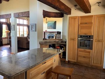 Puerto Varas: Espectacular casa con bellísima vista panorámica a Lago y Volcanes