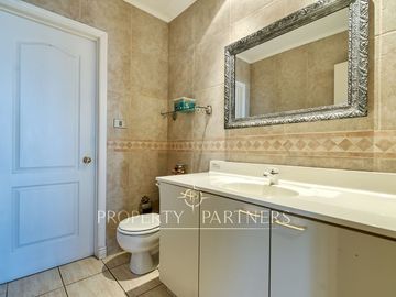 Excelente casa en exclusivo condominio