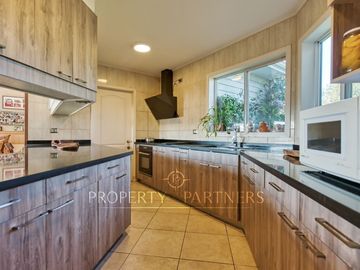 Excelente casa en exclusivo condominio