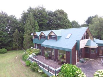 Espectacular casa sureña en Parque Ivian, Puerto Varas