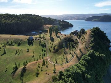 Espectacular casa con hermosa vista al mar, Castro, Chiloé