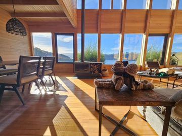 Espectacular casa con hermosa vista al mar, Castro, Chiloé