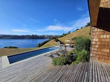 Espectacular casa con hermosa vista al mar, Castro, Chiloé