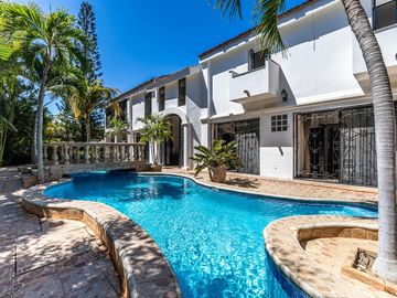 Casa Romantica