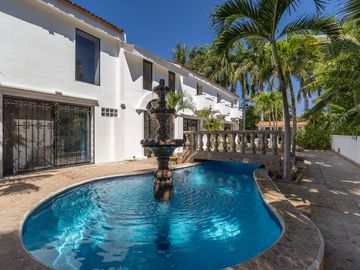 Casa Romantica