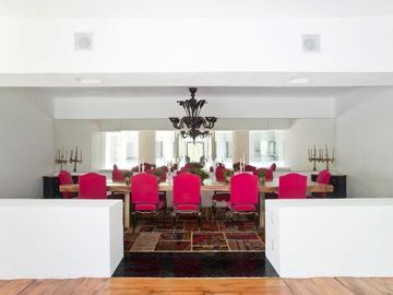 Residencia en exclusiva zona diseñada por el Arquitecto Francisco Serrano