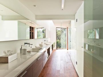 Residencia en exclusiva zona diseñada por el Arquitecto Francisco Serrano