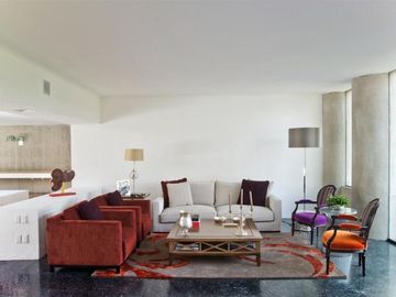 Residencia en exclusiva zona diseñada por el Arquitecto Francisco Serrano