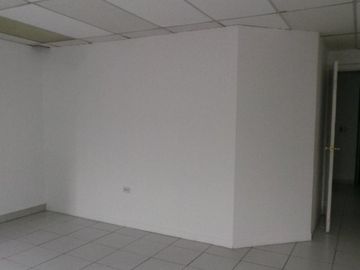 EN VENTA, OFICINAS 21 y 22 UNIFICADAS, EDIFICIO ALFIL, IÑAQUITO, QUITO