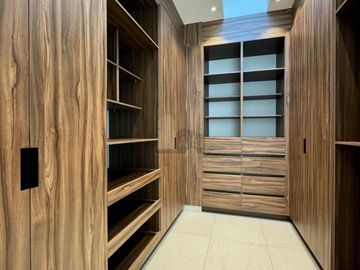 Casa en venta en Residencial Lombardia, Irapuato Gto.