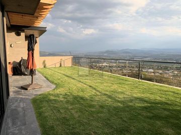 Villa en venta en Vista Real y Country Club, Corregidora, Querétaro