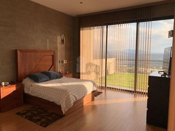 Villa en venta en Vista Real y Country Club, Corregidora, Querétaro