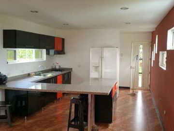 VENTA de CASA CAMPESTRE en MONTENEGRO
