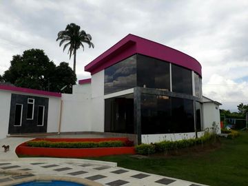 VENTA de CASA CAMPESTRE en MONTENEGRO