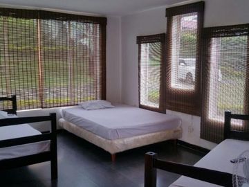 VENTA de CASA CAMPESTRE en MONTENEGRO