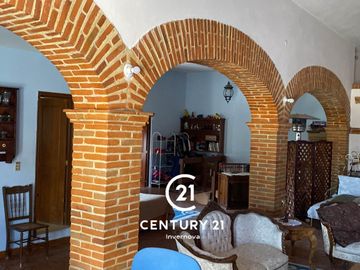 INMUEBLE EN VENTA, BERNAL QUERETARO.