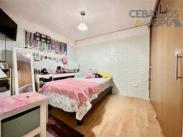 Casa en Venta en Avenida San Enrique con Lourdes, Villa Alemana