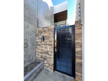 Casa en Venta en Hacienda Agua Caliente, Tijuana, Baja California