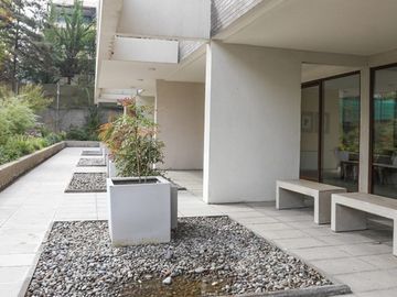Vitacura tasa 1,05% a pasos Alianza Francesa