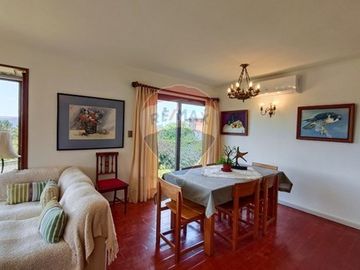 SE VENDE CASA CON VISTA DESPEJADA EN LOS NOTROS