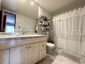 Venta Departamento 4 dormitorios Las Condes Los Militares