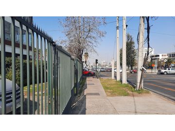 VENTA DEPTO 2D 1B 1E - UBICADO EN LAS CONDES