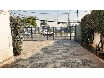 VENTA DEPTO 2D 1B 1E - UBICADO EN LAS CONDES