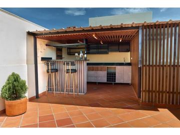 VENTA- INCREIBLE APARTAMENTO AMOBLADO EN GUATAPE CON JACUZZI PRIVADO