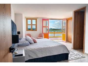 VENTA- INCREIBLE APARTAMENTO AMOBLADO EN GUATAPE CON JACUZZI PRIVADO
