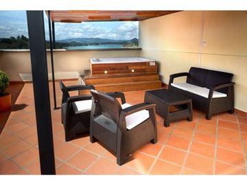 VENTA- INCREIBLE APARTAMENTO AMOBLADO EN GUATAPE CON JACUZZI PRIVADO