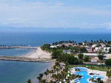 Last oceanfront condos available in La Cruz de Huanacaxtle!