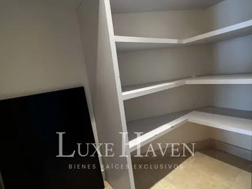 Exclusivo departamento en St. Regis