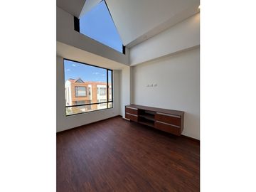 VENDO HERMOSA CASA PARA ESTRENAR EN CHIA