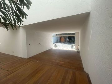 Renta Casa en San Angel 100 % remodelada
